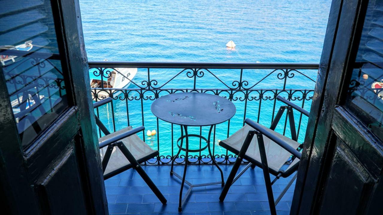 Moschos Mansion Villa Sými Eksteriør bilde