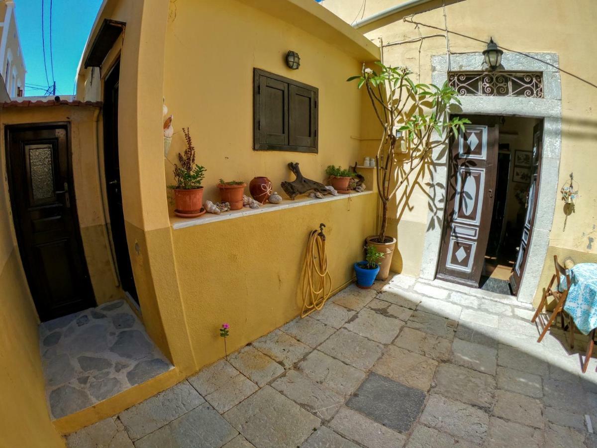 Moschos Mansion Villa Sými Eksteriør bilde