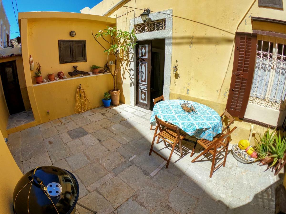 Moschos Mansion Villa Sými Eksteriør bilde